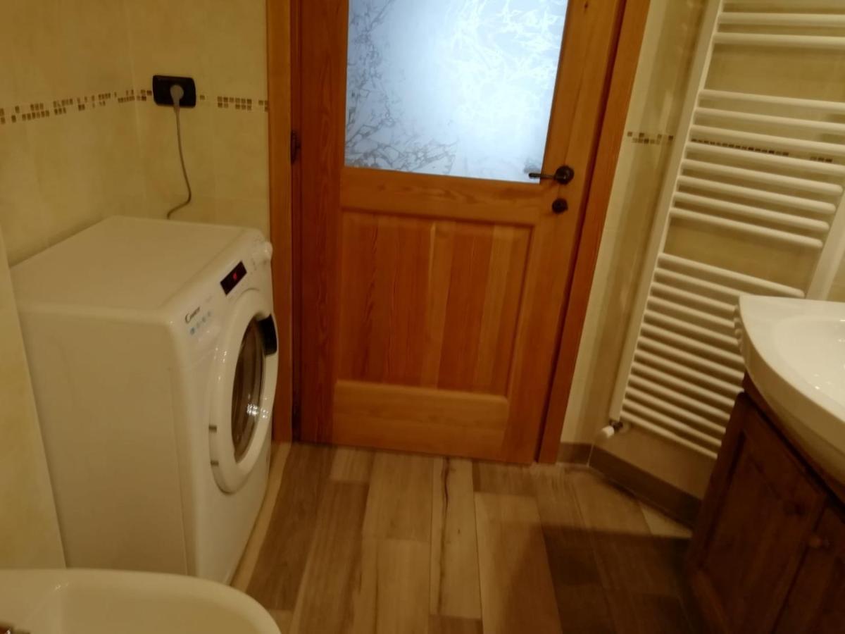 Lo Coppa Fen Lägenhet Aosta Exteriör bild