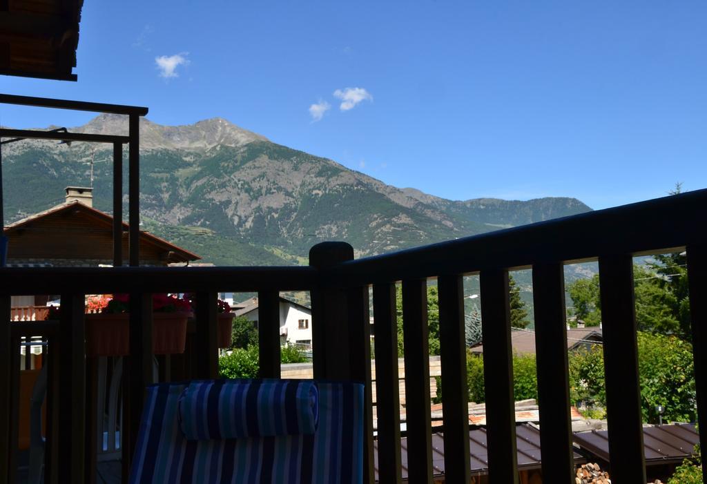 Lo Coppa Fen Lägenhet Aosta Exteriör bild